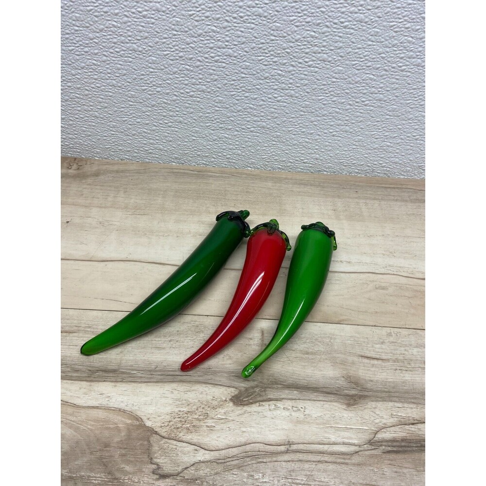 Hand Blown Glass Unbranded Set Of 3 Chili Peppers